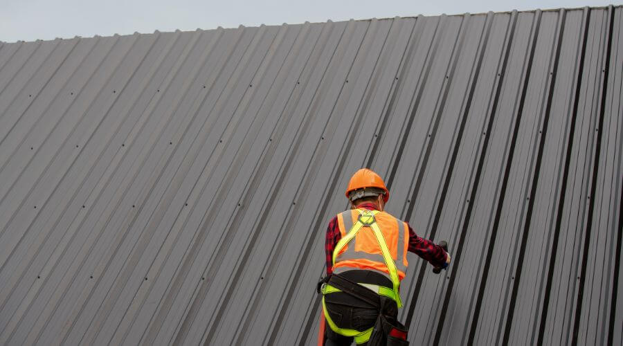 Expert Emergency Roof Repairs services in Mora, MN